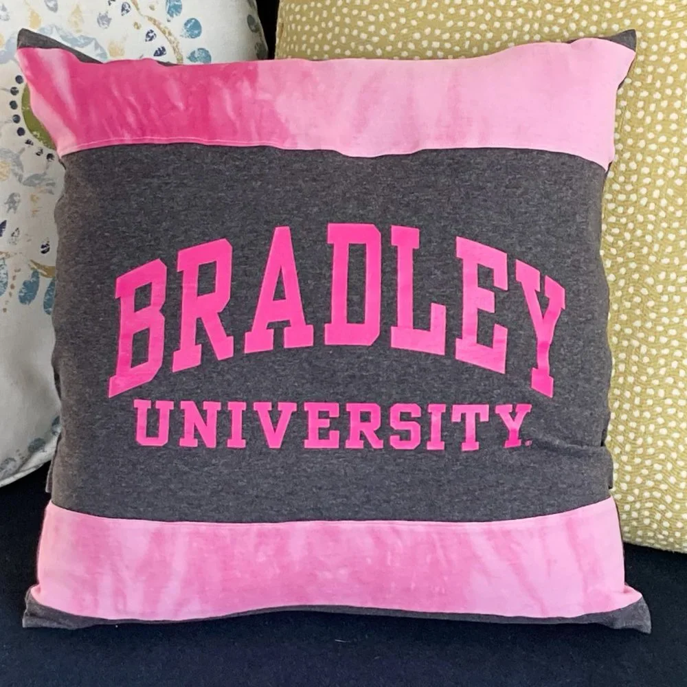 Bradley University Braves Handmade upcycled t-shirt 16 x 16 throw pillow cover